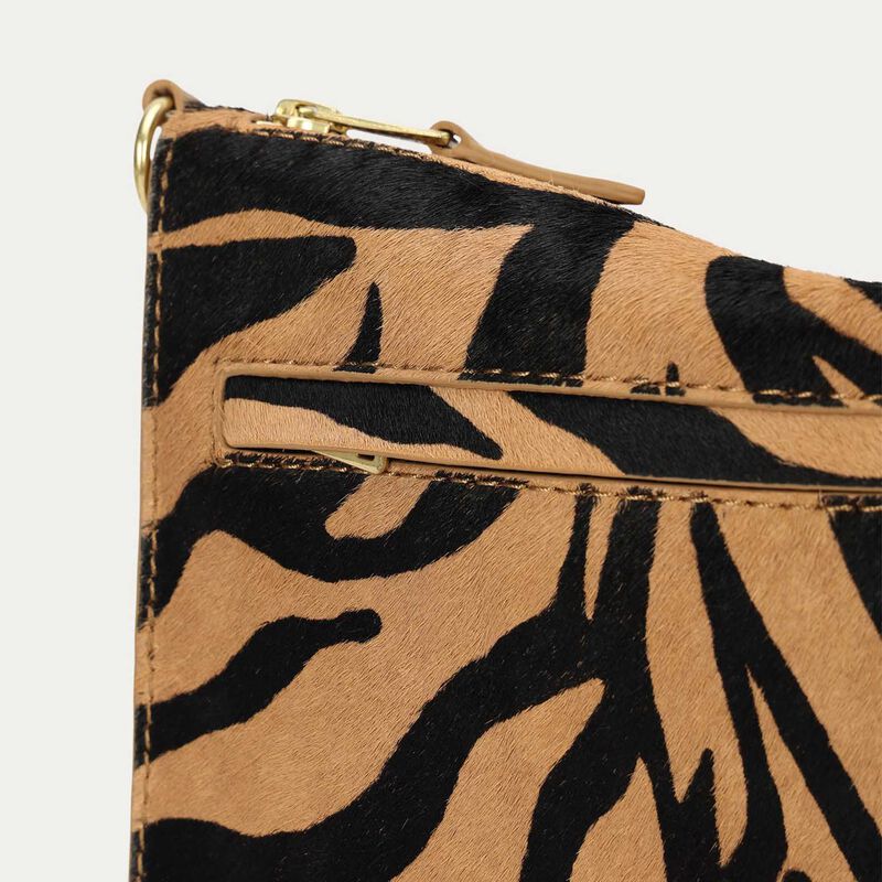 Deadly Ponies Mr Siamese image number 2